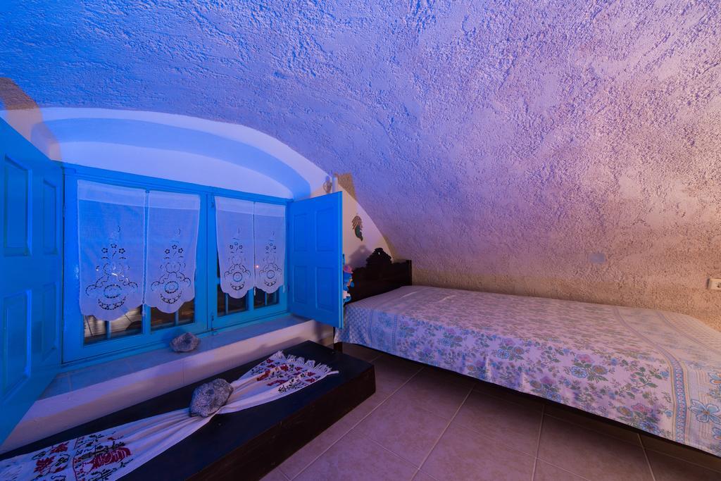 Canava Santino Cave Houses Messaria  Luaran gambar